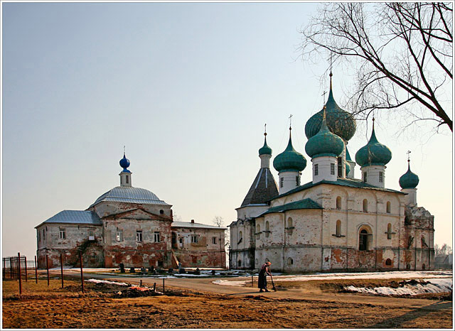 Out of the tourist walks (Вне туристских дорог)
