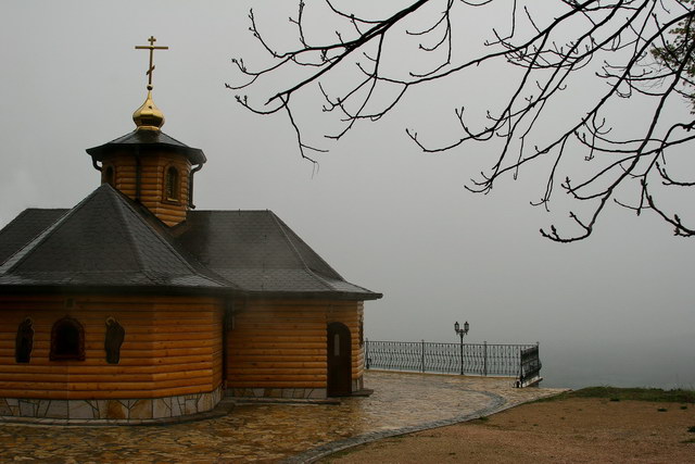 Manastir Lešje