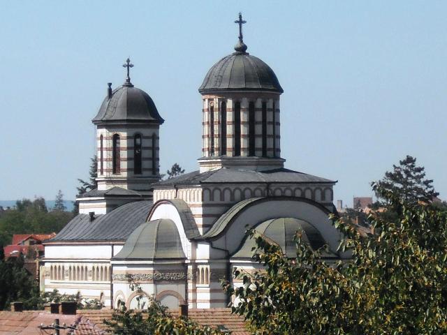 Biserica Sfintii Arhangheli Mihail si Gavriil