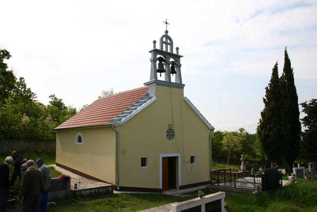 храм Св.Георгија у Велушићу код Дрниша-19.вијек