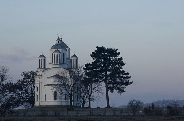 Crkva Sv.Arh.Mihaila i Gavrila, Kondželj