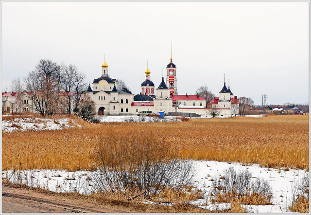 Holy Trinity Varnitza Sergiev monastery (Свято-Троицкий Варницкий Сергие