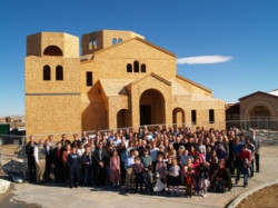 angus 
The St Luke Congregation in front of the new church 
2009-11-03 03:25:21