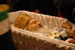 sale_verica 
Блаженопочивши патријарх српски господин Павле 
2009-11-16 03:43:49