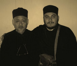 tranda_art 
Universality of the Orthodoxy - Priests from Japan and Romania in Holy Mountain-Greece 
2009-11-18 00:31:31