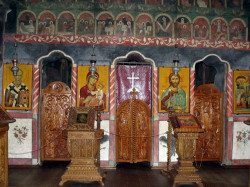 Firmilian 
Biserica Mănăstirii Lainici 
2009-11-20 13:43:43