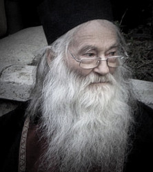 matia 
Romanian Orthodoxy Voivode - Sept. 2009 
2009-11-22 01:07:23