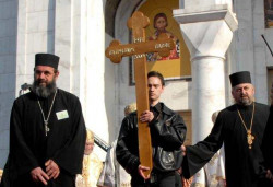 sapuric 
ДЕТАЉ СА САХРАНЕ ПАТРИЈАРХА ПАВЛА 
2009-11-29 12:56:51