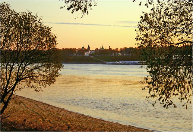In Yaroslavl ( В Ярославле)