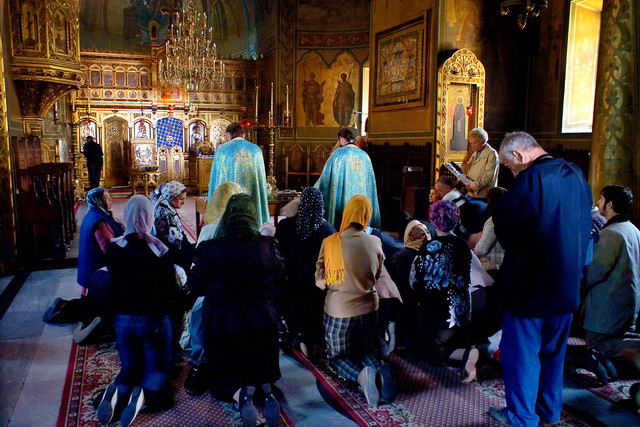 Služba u crkvi manastira Sinaja