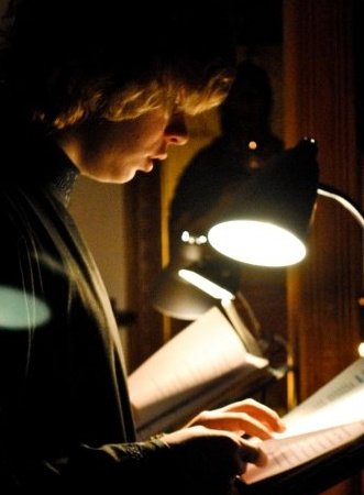 The Reader Steven chanting 