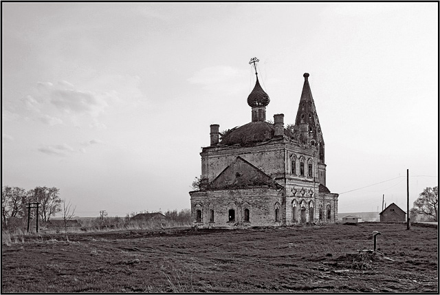 Protection of Holy Virgin church (Храм Покрова Богородицы)