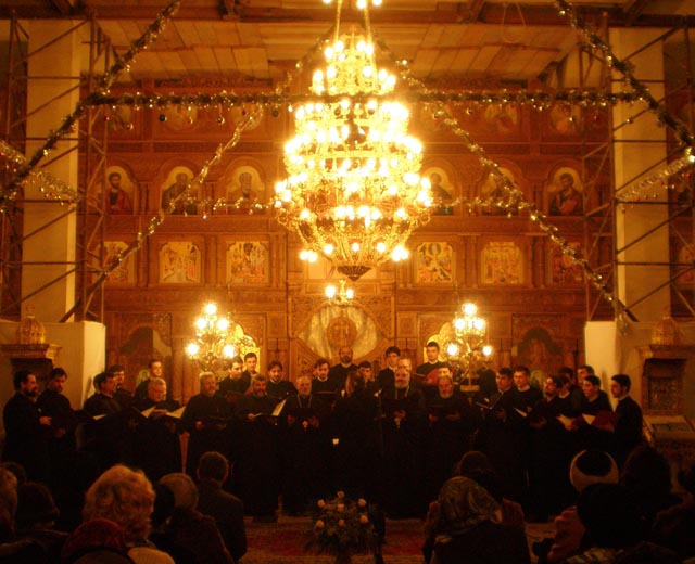 Corala Sfantul Apostol Andrei a Preotilor din Capitala la vremea colindelor (dec. 2009)
