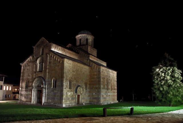 Decani noc