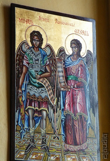Sfintii Arhangheli Mihail si Gavriil