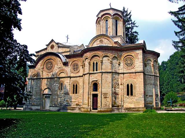 Od ljubavi stena - LJUBOSTINJA