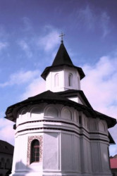 matia 
Biserica Manastirii Brancoveanu 
2009-12-02 10:05:28