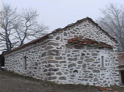 Nikolay_BG 
 църква "Света Троица" - Кръстова гора 
2010-01-06 17:56:10