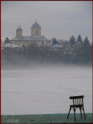 codre 
landscape with chair (3) 
2010-01-21 08:08:24