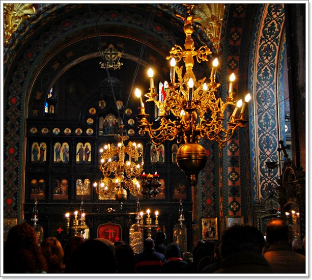 Slujba in Biserica Sfantul Nicolae Vladica | Bucuresti