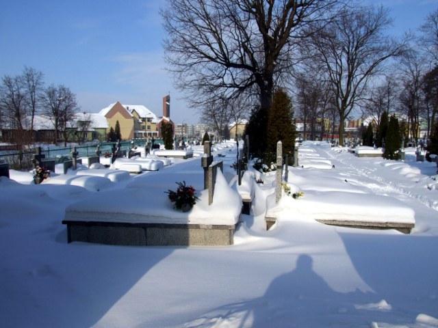 Cmentarz zimą