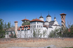 Djole 
Манастир Ковиљ 
2010-02-03 20:15:12