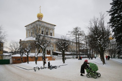 solo 
Обитель Преподобного Сергия 
2010-02-08 17:20:27