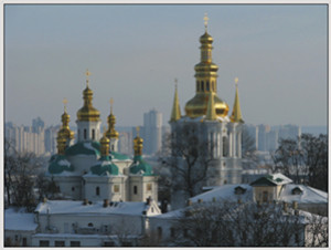 balkovskiy 
Древние храмы на фоне современности... 
2010-02-17 23:38:03
