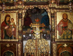 mirceapadre 
iconostasis 
2010-02-21 15:03:44