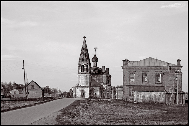 Protection of  God Mother church (Храм Покрова Богородицы)