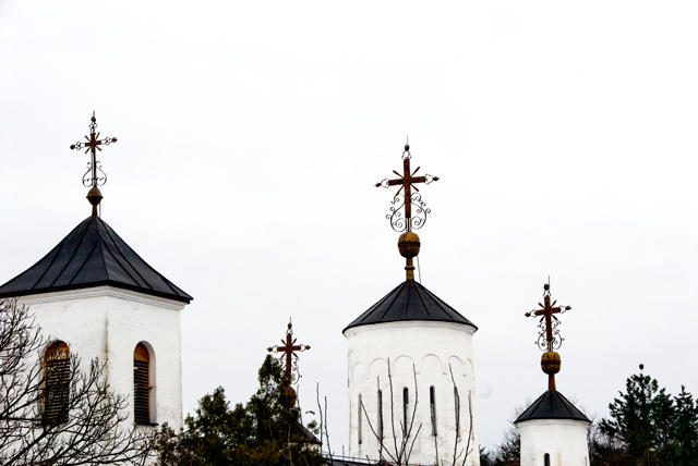 Крстови манастира Чокешина
