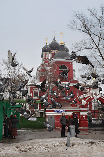 Храм Тихвинской иконы Божией Матери в Алексеевском.