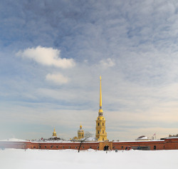 misererror 
St Peter and Paul cathedral in St Petersburg 
2010-03-15 06:42:01