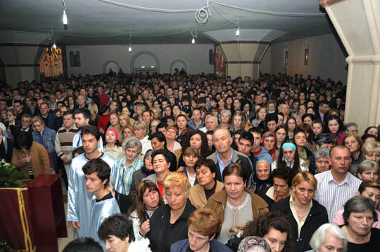 Vaskrsnja liturgija - hram u Podgorici