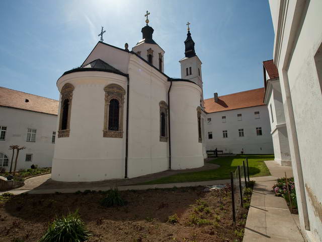 Krušedol ženski manastir