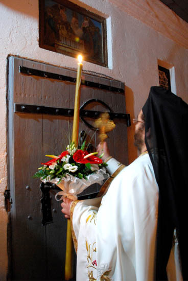 Deschideţi Porţile