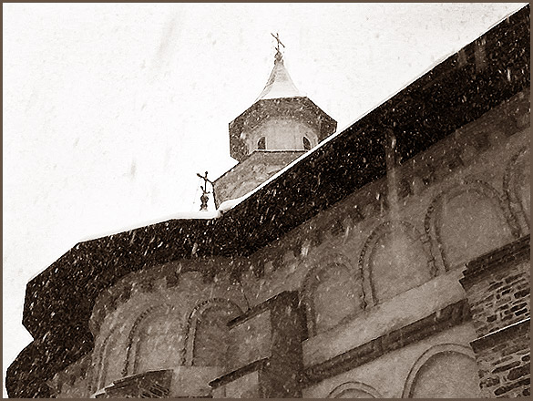 last snow at Putna Monastery
