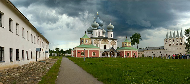 Тихвинский Богородичный Успенский монастырь