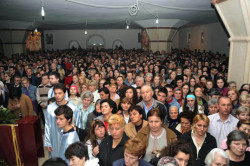 djidjo 
Vaskrsnja liturgija - hram u Podgorici 
2010-04-07 10:55:35