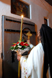 albastru 
Deschideţi Porţile 
2010-04-08 22:45:09