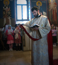 s.B.Marjan 
Јектенија 
2010-04-16 01:46:41