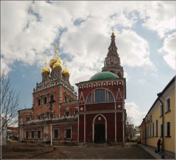 solo 
Церковь Воскресения Христова 
2010-04-19 15:41:52