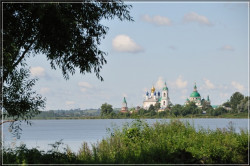 solo 
Спасо-Яковлевский монастырь 
2010-04-22 17:50:05