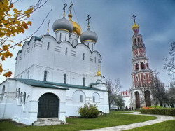 Tixy 
Новодевички манастир 
2010-04-22 23:17:55