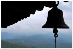 Timothey 
Вечерний звон/Evening bells 
212 
2010-04-25 20:41:28