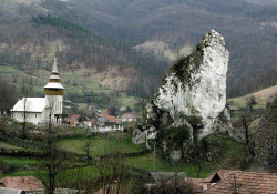 PALADA 
Pe valea Ampoiului, timpul stă pe loc. 
2010-04-27 22:28:42