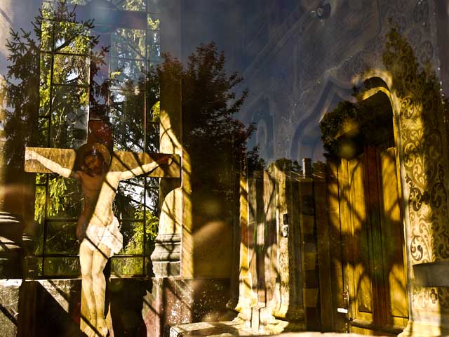 reflexii - biserica cimitirului / Manastirea Caldarusani