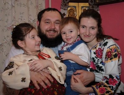сімя під покровом