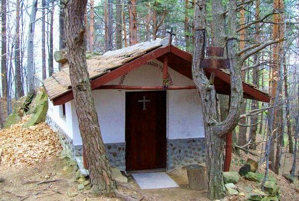 параклис "Свети Йоан Рилски" 