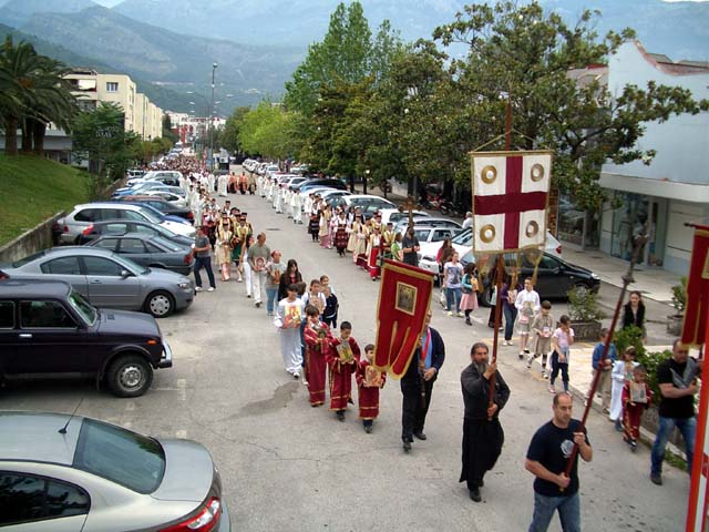 Литија на Тројичиндан